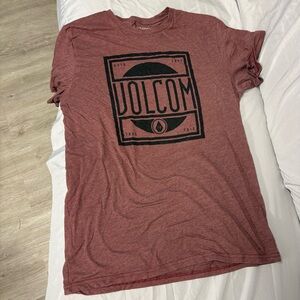 Volcom Men's Maroon Graphic Tee
